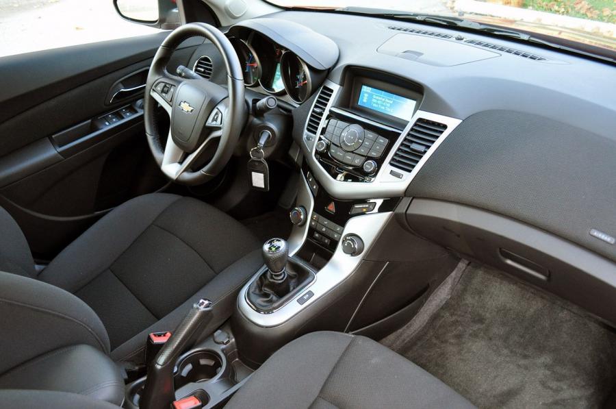  Chevrolet Cruze Eco 2012 года  (фото 22 из 40)